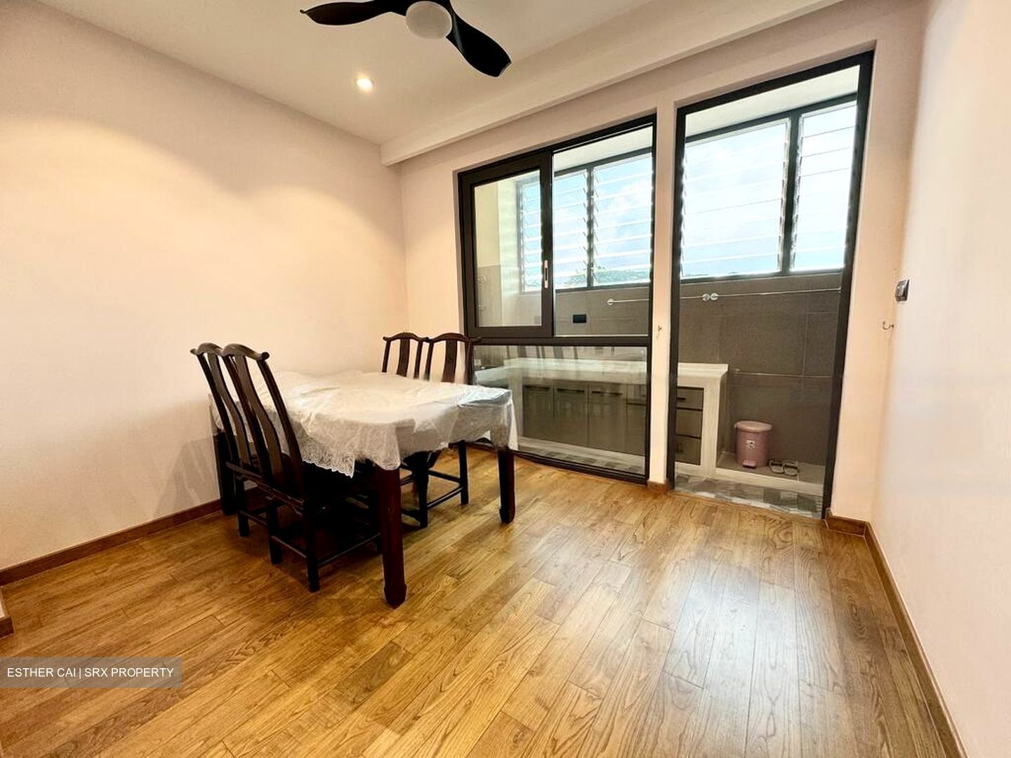 Heeton Park (D26), Terrace #476531061